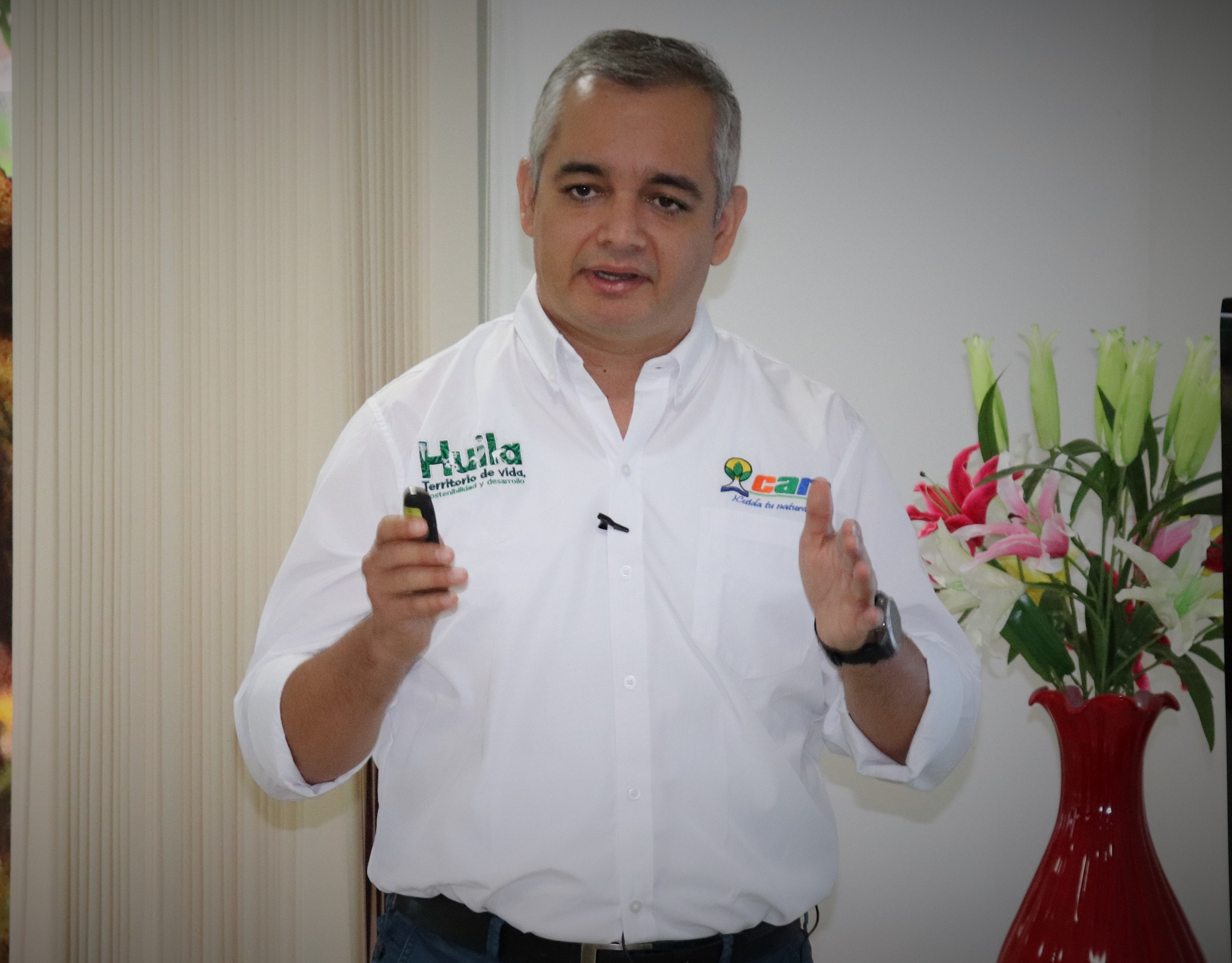 Director CAM CAMILO